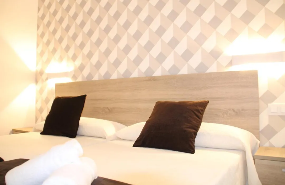 Baixo A Lua Rooming-1
